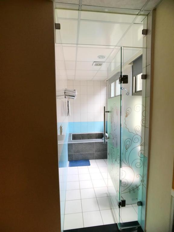 ז'ונגלי Chang Ti Metropolis Commercial Hotel מראה חיצוני תמונה
