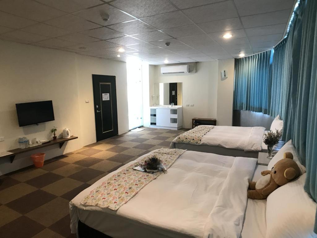 ז'ונגלי Chang Ti Metropolis Commercial Hotel מראה חיצוני תמונה