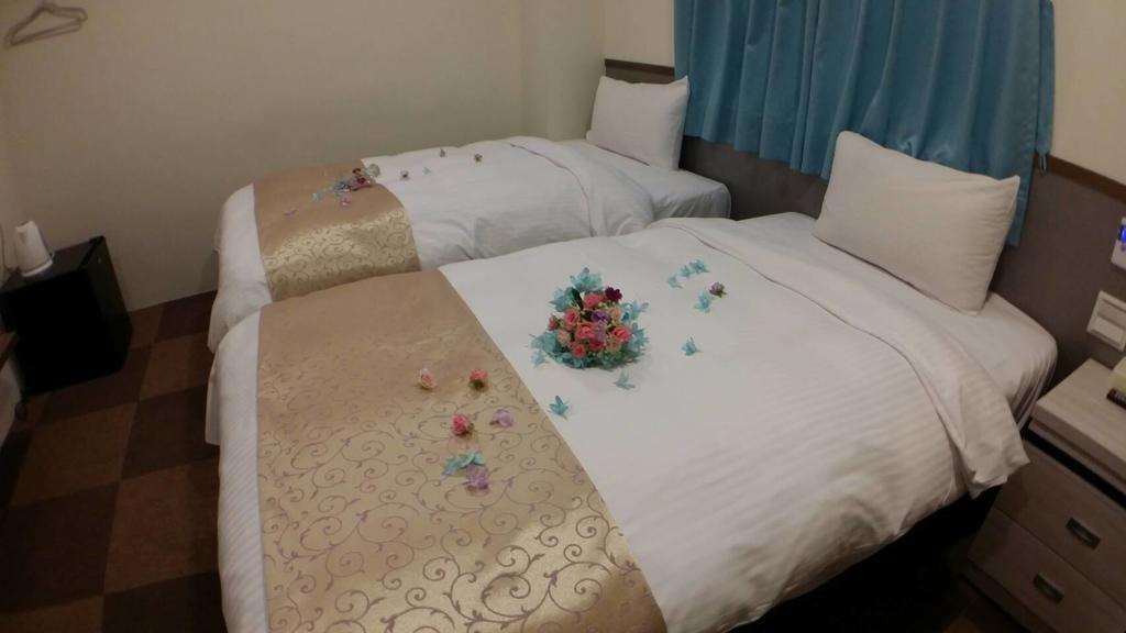 ז'ונגלי Chang Ti Metropolis Commercial Hotel מראה חיצוני תמונה
