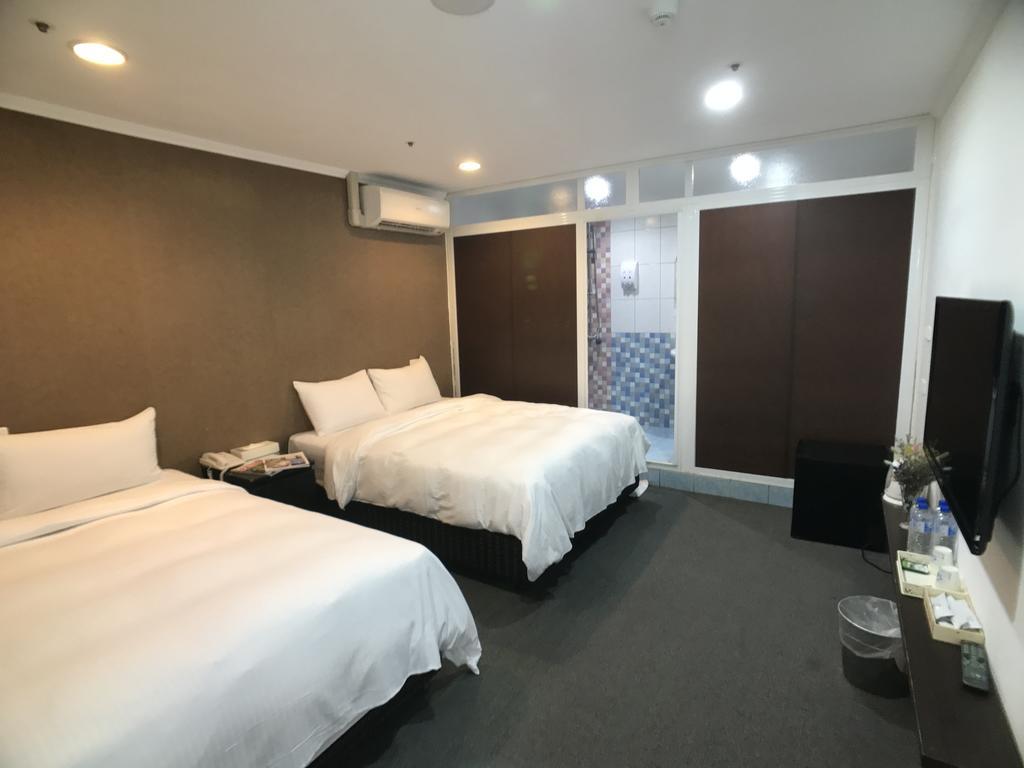 ז'ונגלי Chang Ti Metropolis Commercial Hotel מראה חיצוני תמונה