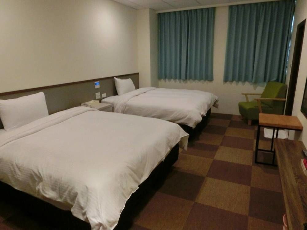 ז'ונגלי Chang Ti Metropolis Commercial Hotel מראה חיצוני תמונה