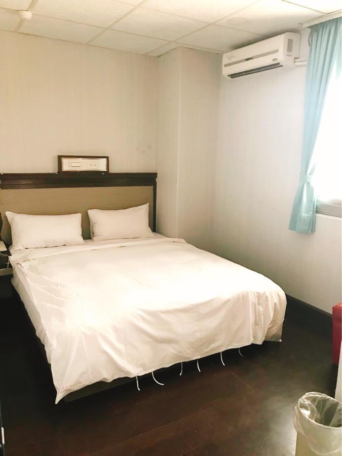 ז'ונגלי Chang Ti Metropolis Commercial Hotel מראה חיצוני תמונה