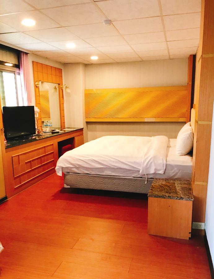ז'ונגלי Chang Ti Metropolis Commercial Hotel מראה חיצוני תמונה