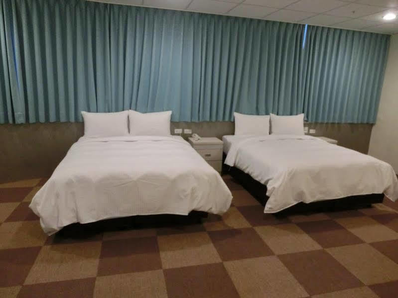ז'ונגלי Chang Ti Metropolis Commercial Hotel מראה חיצוני תמונה